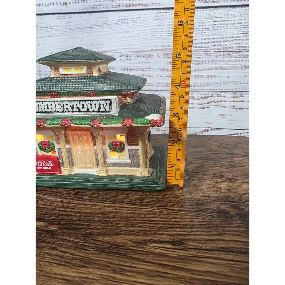 VTG Coca-Cola Pembertown Train Depot Lighted Village House Christmas 1990s